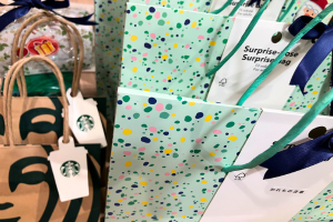 クリスマス会のプレゼント